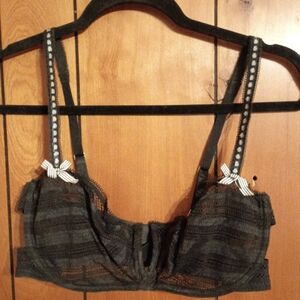 Victoria's Secret Black Lace Bra with Bow Accents